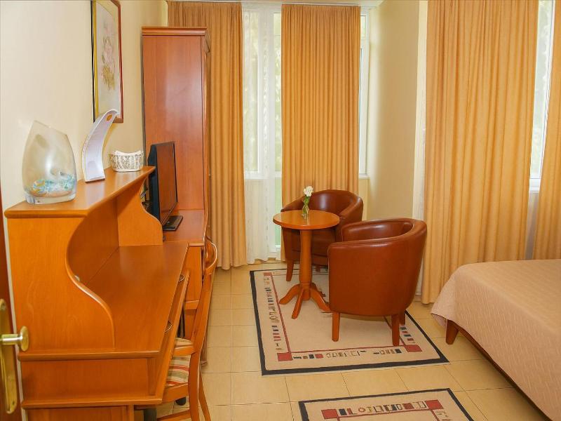 Hotel Tivoli image