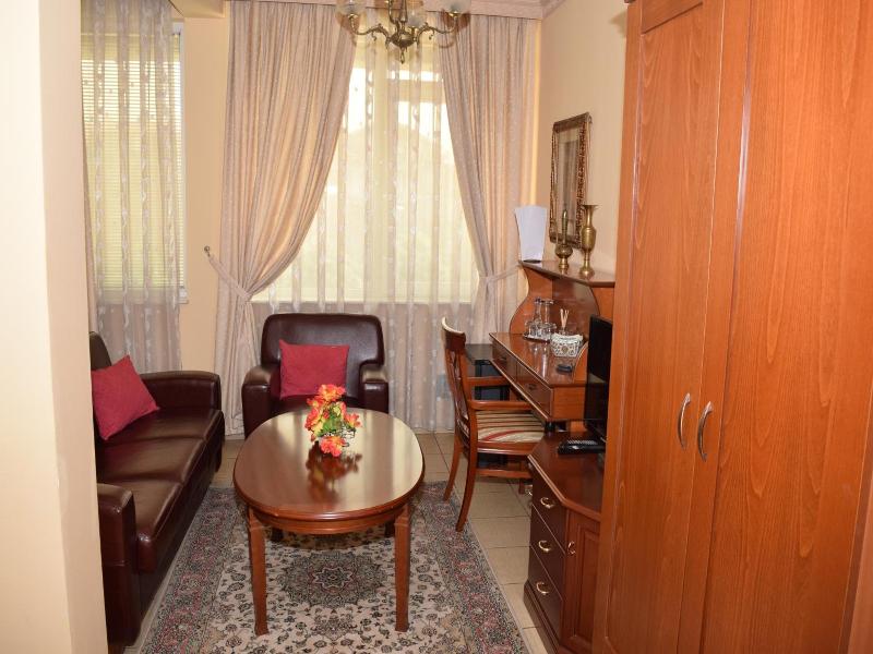 Hotel Tivoli image