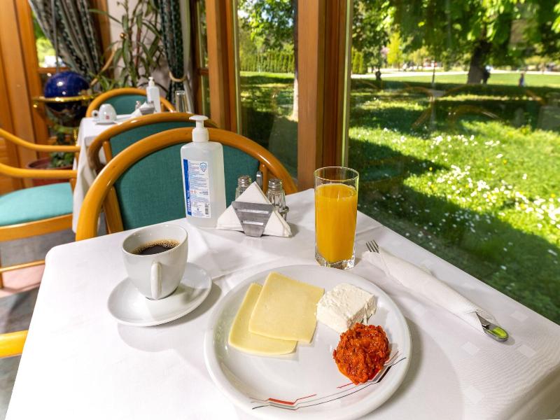 Hotel Kanet image