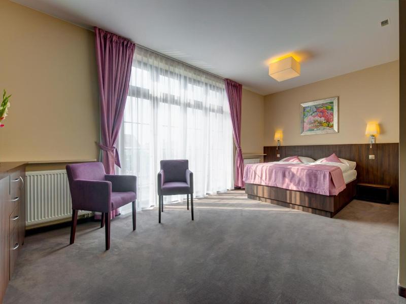 Hotel Figa image