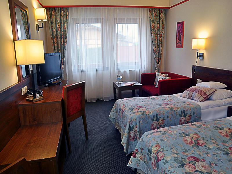 Ahotel image