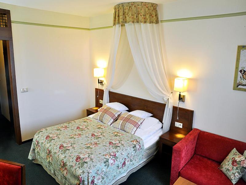 Ahotel image