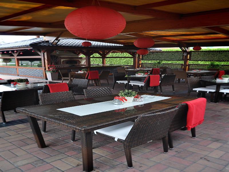 Ahotel image