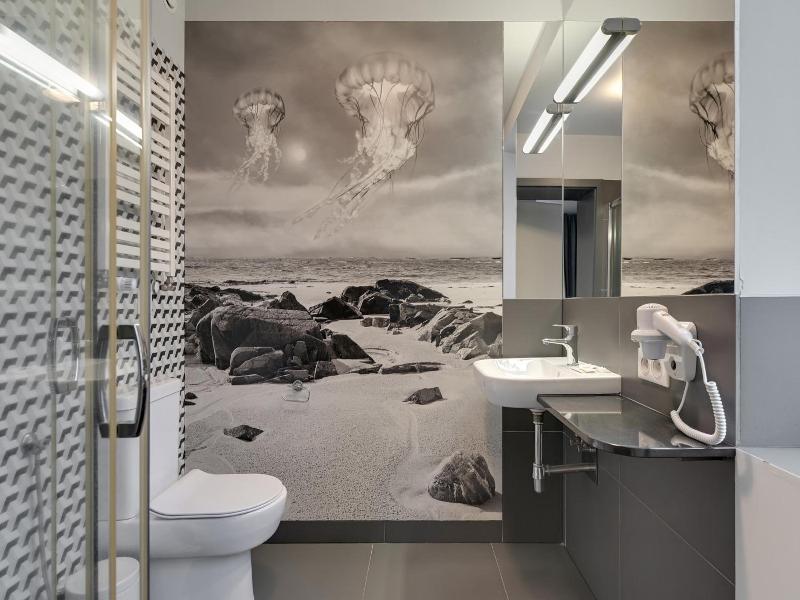 So Stay Hotel image