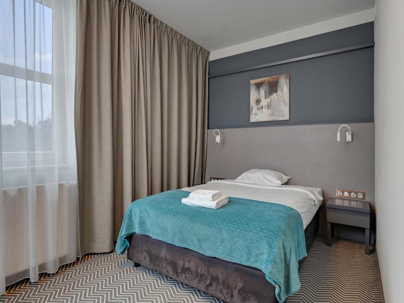 So Stay Hotel image