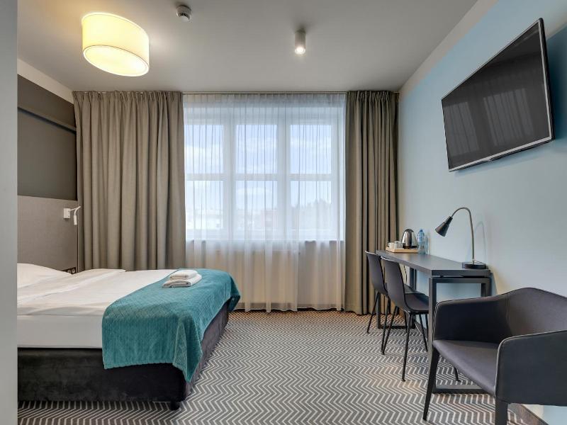 So Stay Hotel image