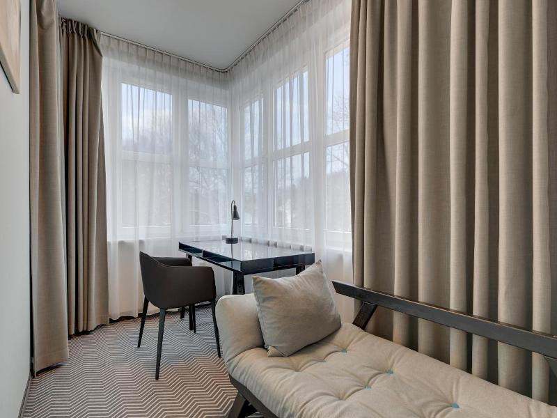 So Stay Hotel image