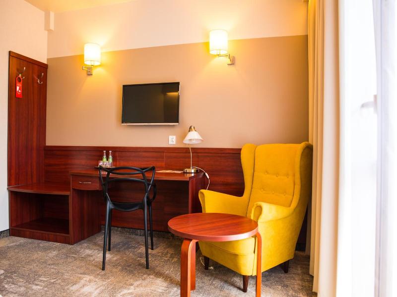 Hotel Relax image