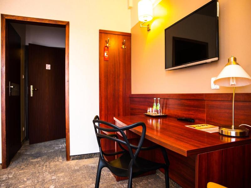 Hotel Relax image