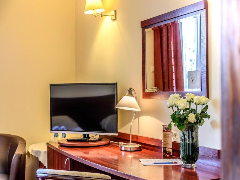 Hotel Relax image