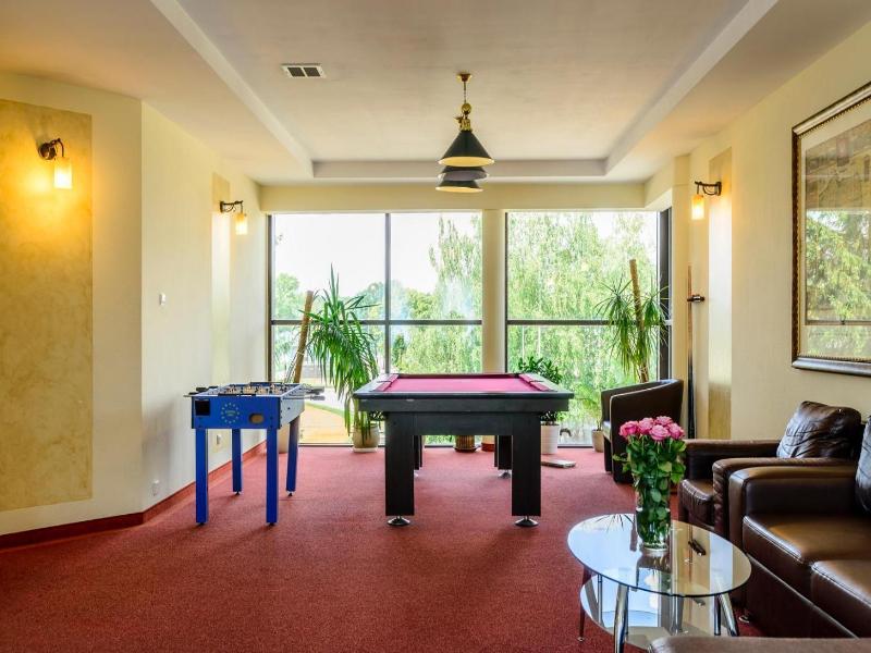 Hotel Relax image
