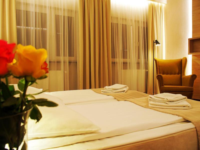 Hotel Relax image