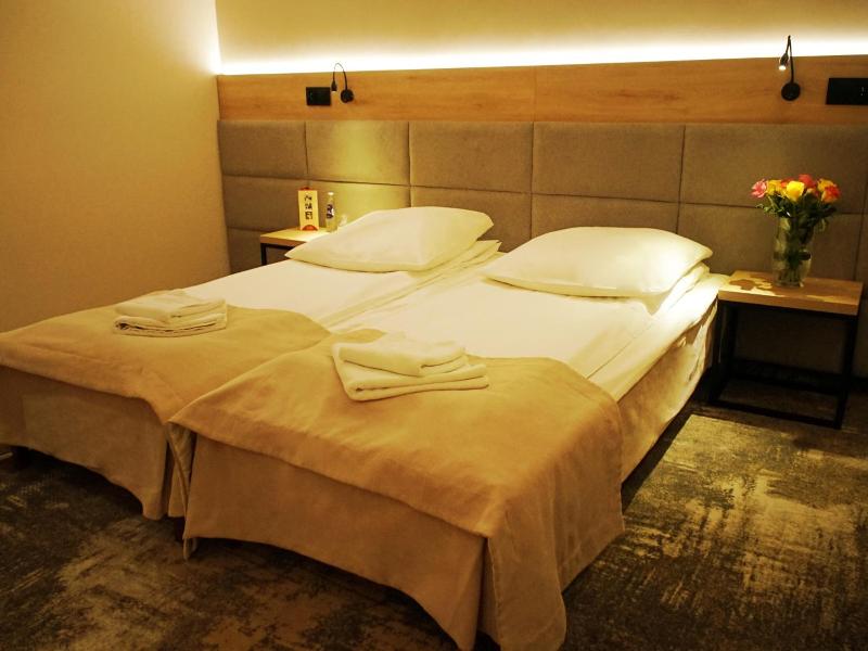 Hotel Relax image