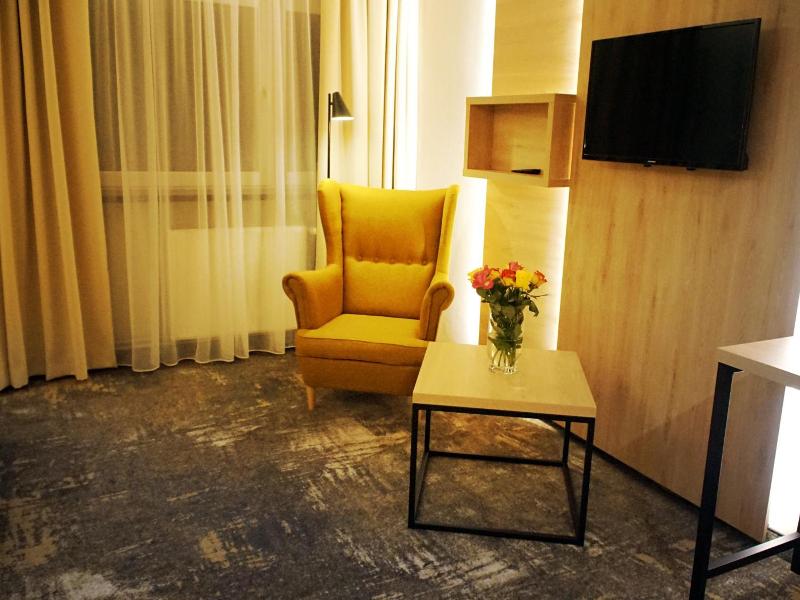 Hotel Relax image