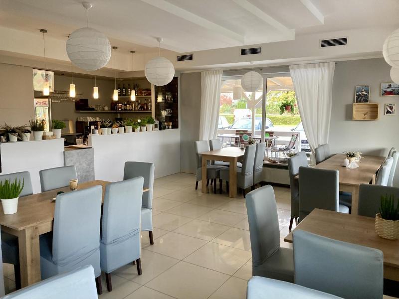 Hotel Solec image