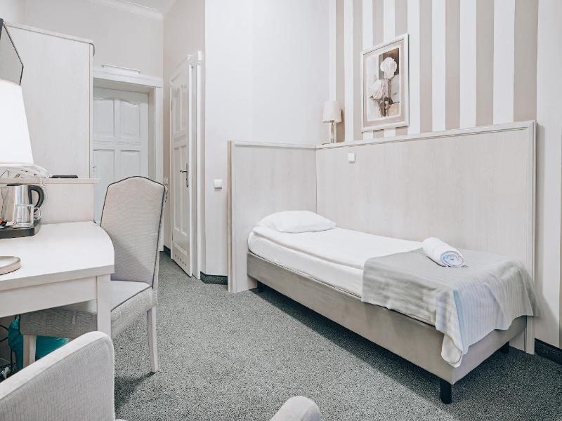 Hotel Amalia image
