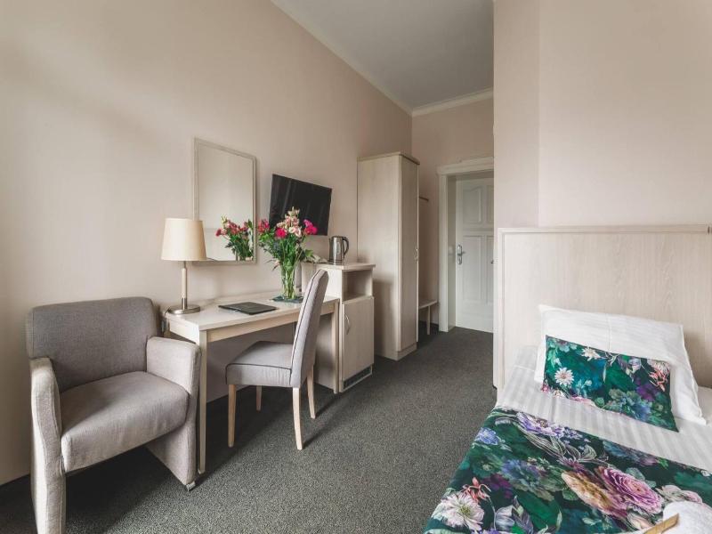 Hotel Amalia image