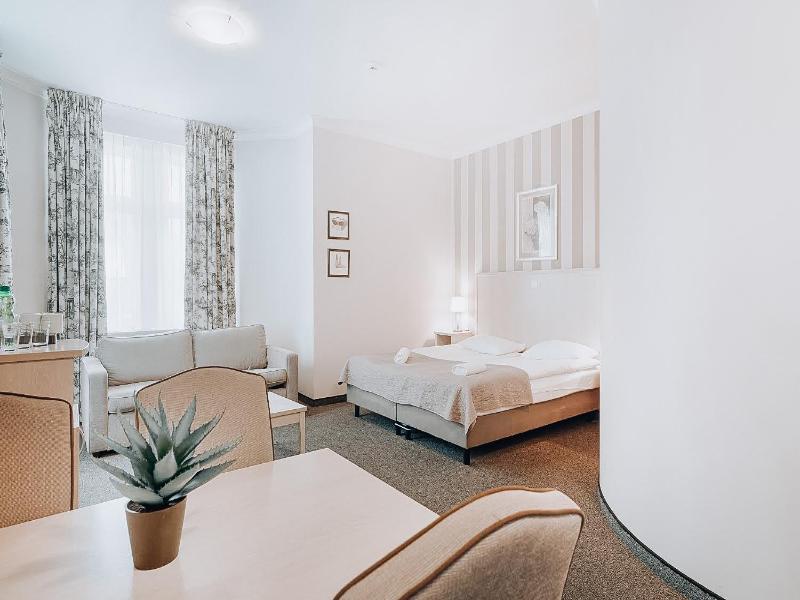 Hotel Amalia image