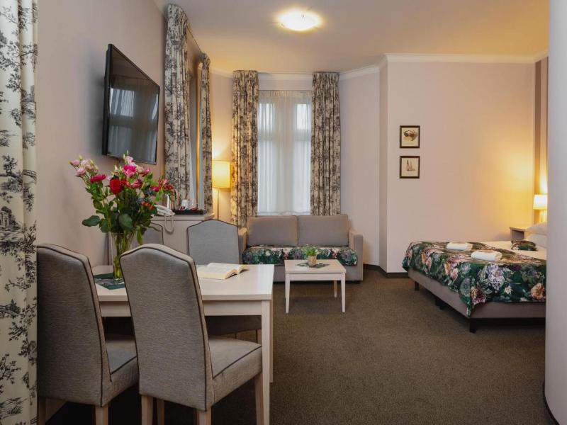 Hotel Amalia image