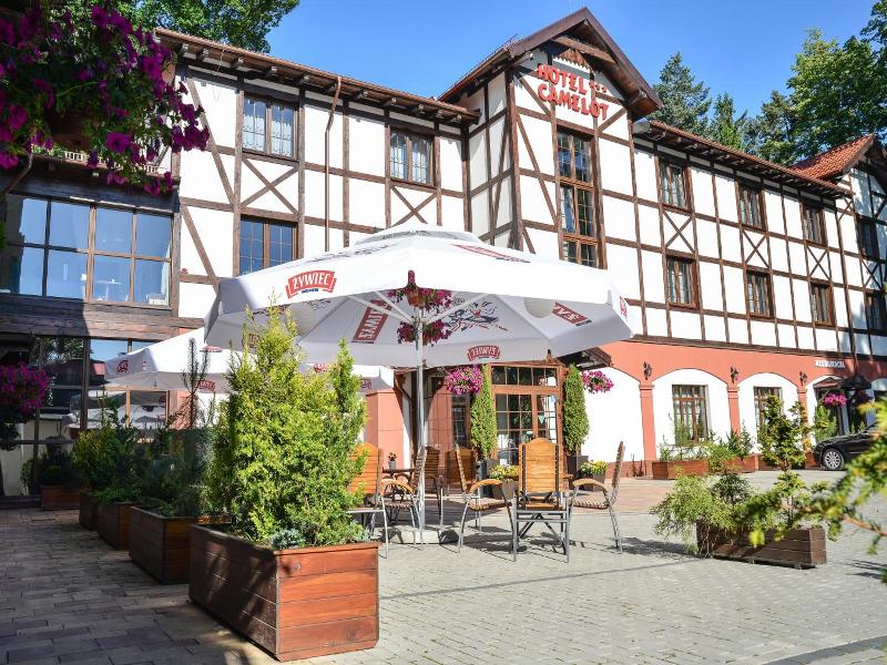 Hotel Camelot image