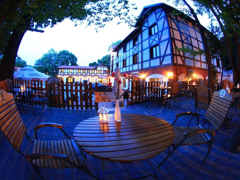 Hotel Camelot image
