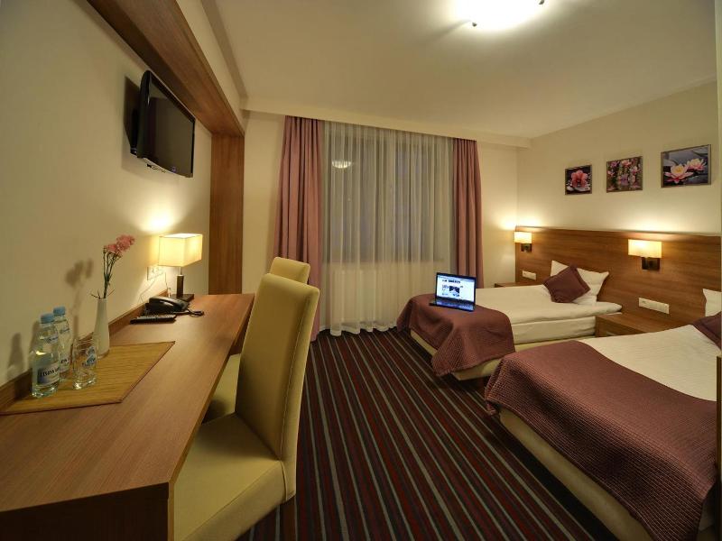 Hotel Camelot image