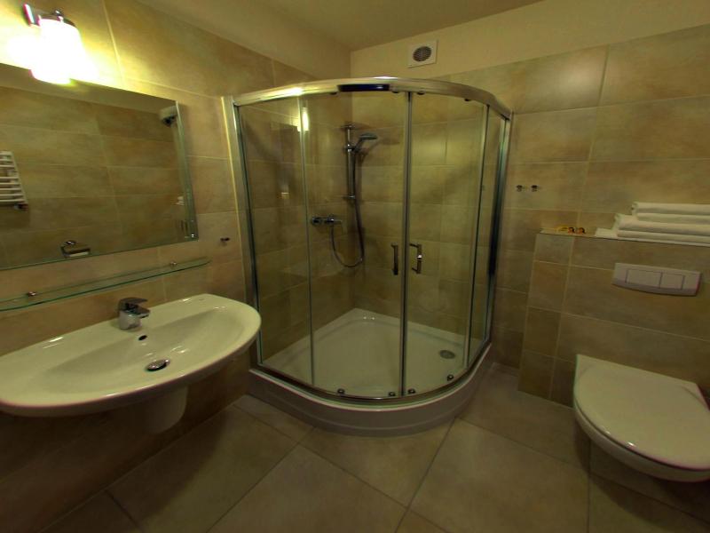 Hotel Camelot image