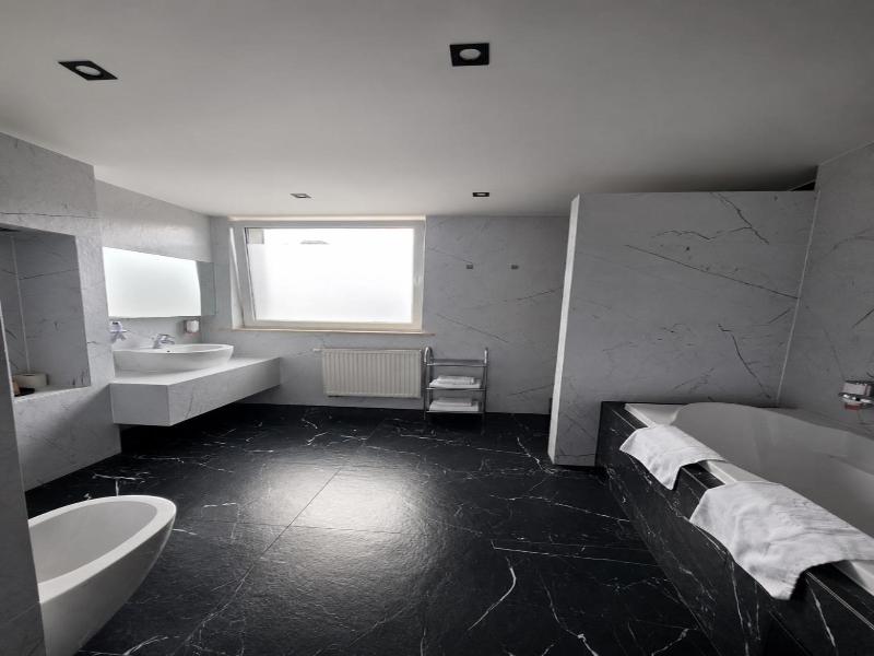 Arena Hotel Spa Wellness image