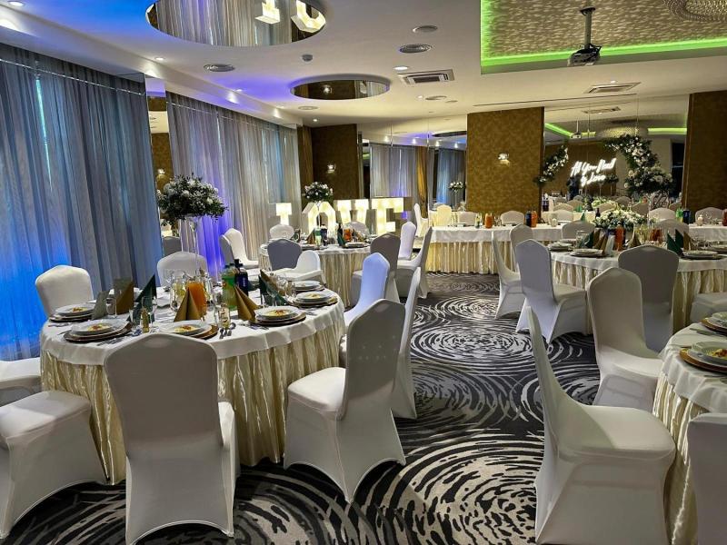Arena Hotel Spa Wellness image