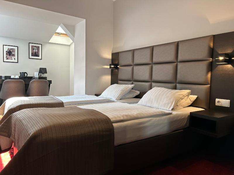 Hotel Restauracja Varia