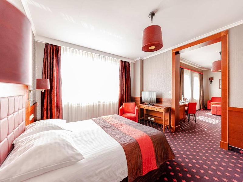 Hotel Panorama image