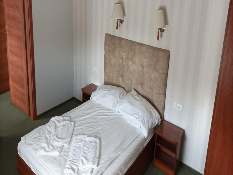 Hotel Przylesie image