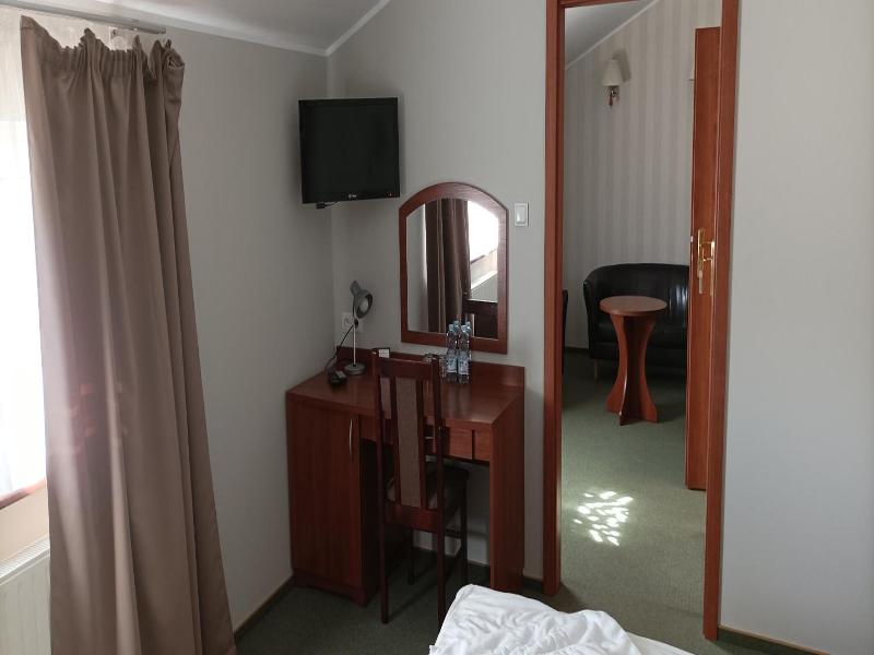 Hotel Przylesie image