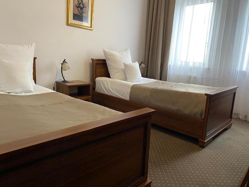 Hotel Constancja image