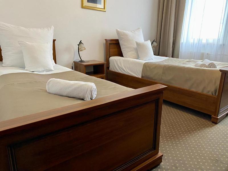 Hotel Constancja image