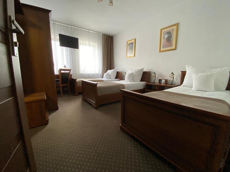 Hotel Constancja image