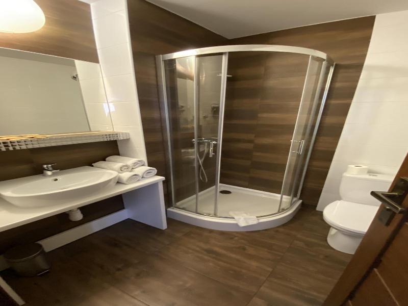 Hotel Constancja image