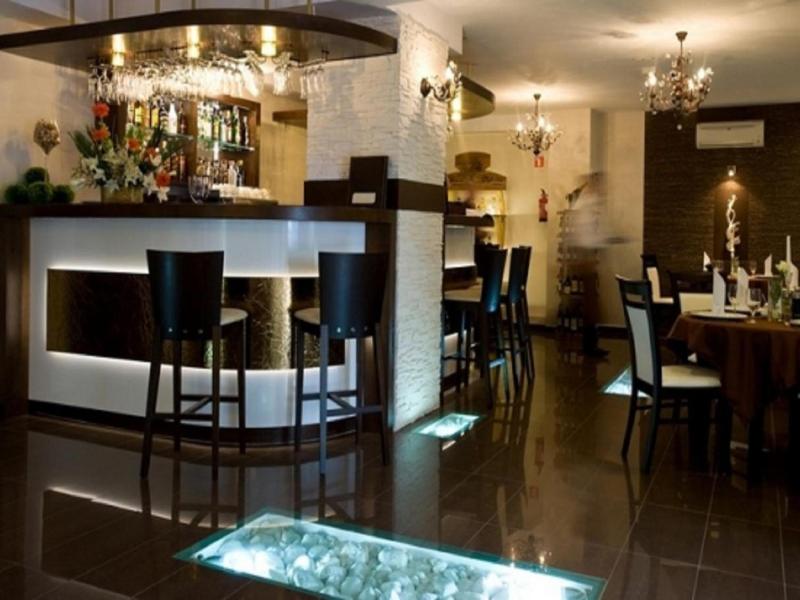 Hotel Constancja image