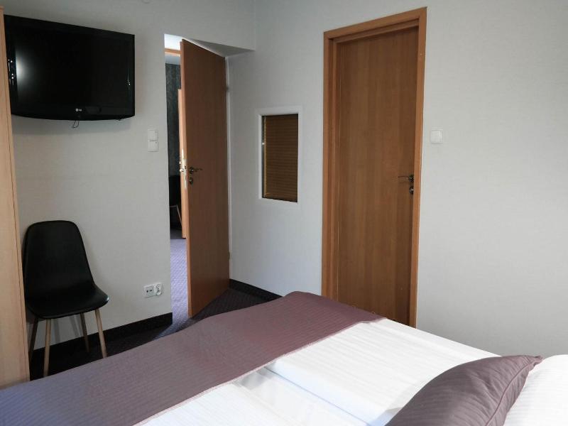 Hotel George image