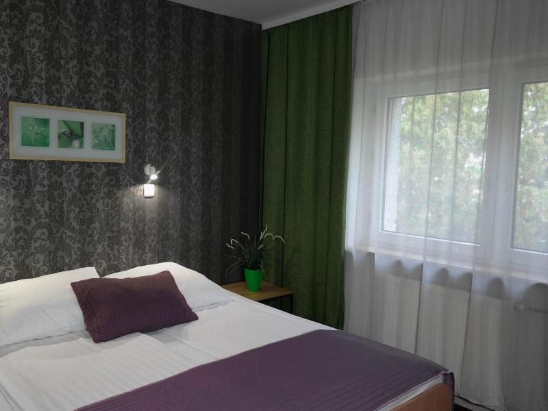 Hotel George image