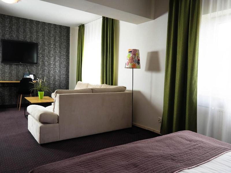 Hotel George image