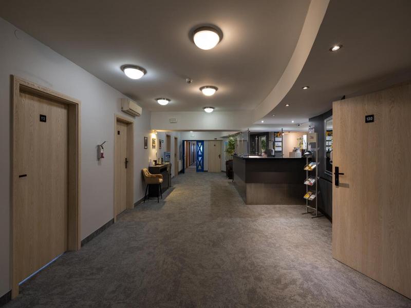 Hotel Orbita image