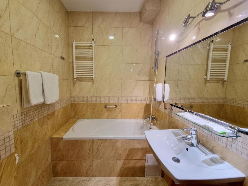 Hotel Orbita image