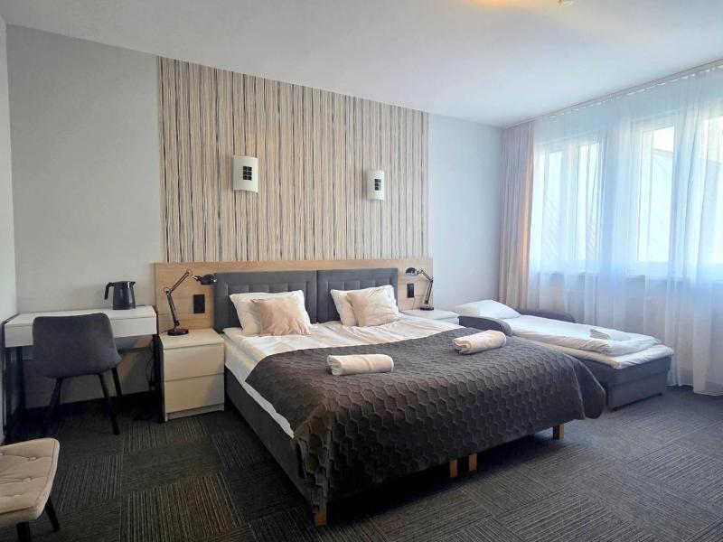 Hotel Orbita image