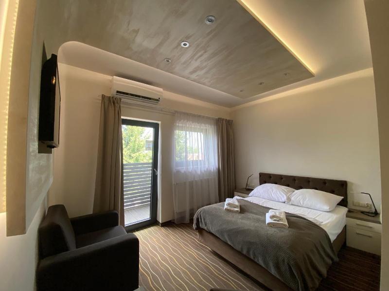 Hotel Wena image
