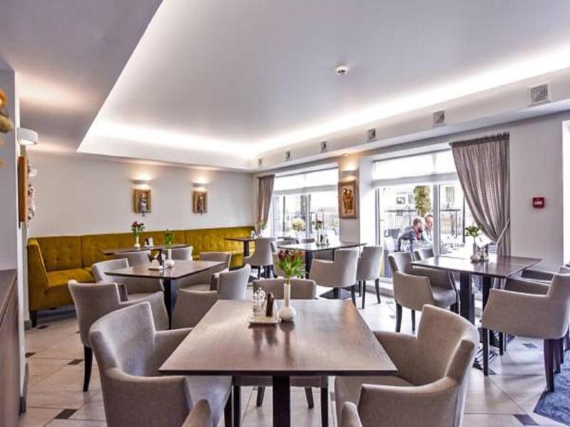 Muza Hotel image