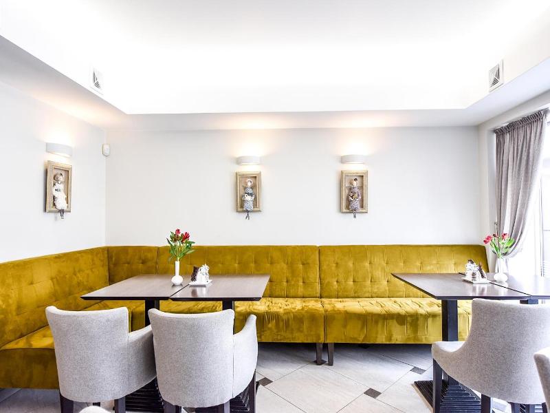 Muza Hotel image