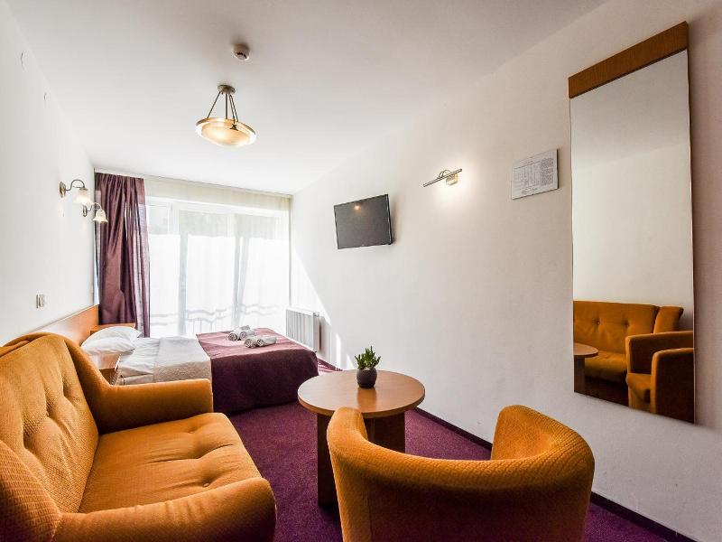 Muza Hotel image