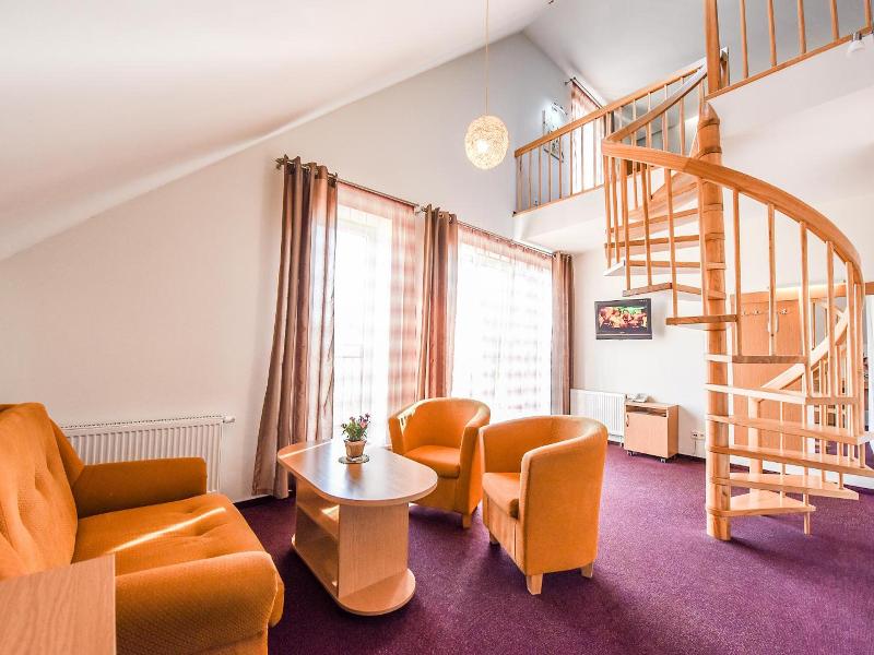 Muza Hotel image