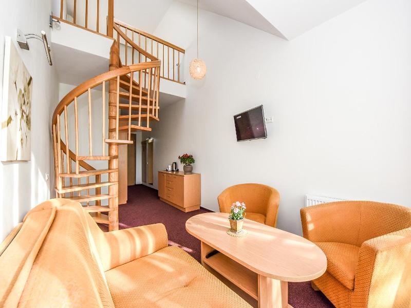 Muza Hotel image